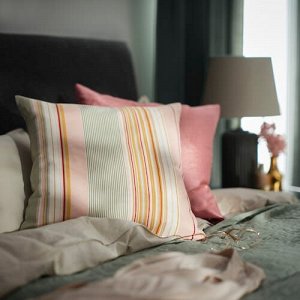 IKEA SOLMOTT, чехол для подушки, розовый в разноцветную полоску, 50x50 см,