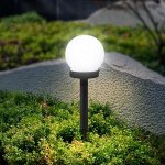 Фонарь светильник садовый ШАР на солнечной батарее белый LED