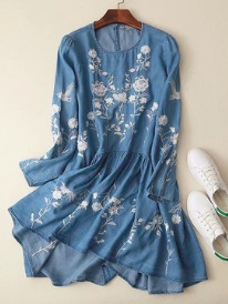 Короткое платье  с длинным рукавом цвет: СВЕТЛО-СИНИЙ