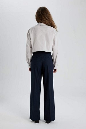 Стандартные брюки с широкими штанинами и высокой талией