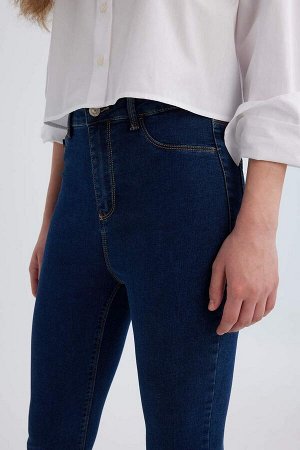 Джинсовые брюки длиной до щиколотки с высокой талией