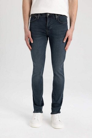 Pedro Slim Fit Джинсовые брюки узкого кроя с нормальной талией и узкими штанинами