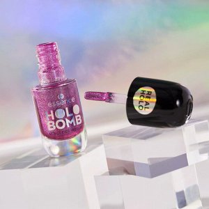 Лак для ногтей essence с оригинальным эффектом Holo Bomb effect nail lacquer 02 EXPS