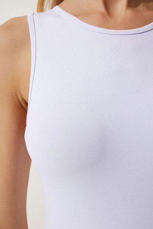 Женская белая трикотажная блузка без рукавов с кнопками WO00030