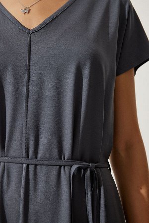 Женское вискозное платье антрацитового цвета с v-образным вырезом и поясом UB00240