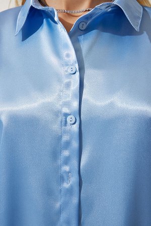 Женская небесно-голубая рубашка из атласа с легкой драпировкой DD00990