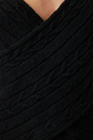 Женский черный сезонный трикотажный свитер с запахом и воротником PF00070
