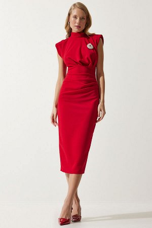 Женское красное стильное трикотажное платье саран со сборками и брошью DE00029
