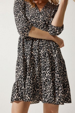 happinessistanbul Женское черно-бежевое летнее вязаное платье с воротником с запахом и узором MC00202