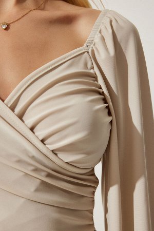 Женская кремовая трикотажная блузка песочного цвета с эластичными рукавами и воздушными шарами FF00154