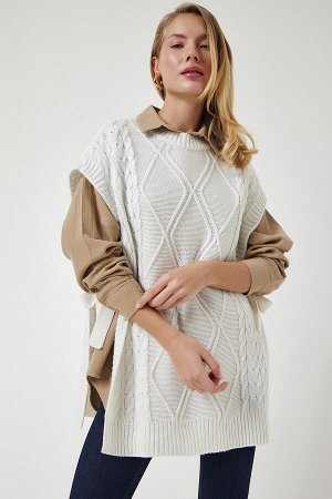 Женский вязаный свитер оверсайз цвета экрю с завязками YG00104