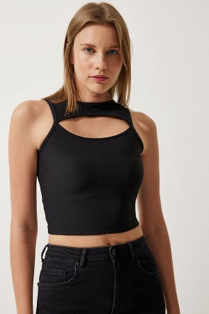 Женская черная укороченная трикотажная блузка в рубчик с вырезами KH00089