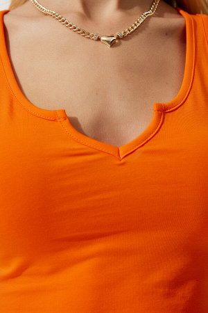 Женская оранжевая укороченная трикотажная блузка на бретельках OW00030