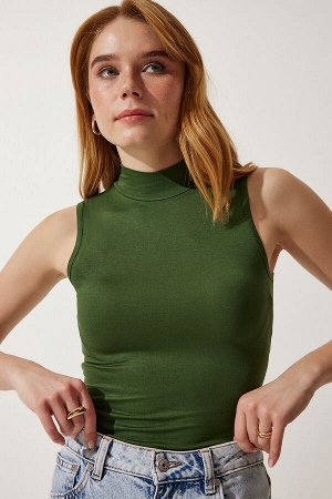happinessistanbul Женская темно-зеленая вискозная трикотажная блузка без рукавов с высоким воротником RX00050