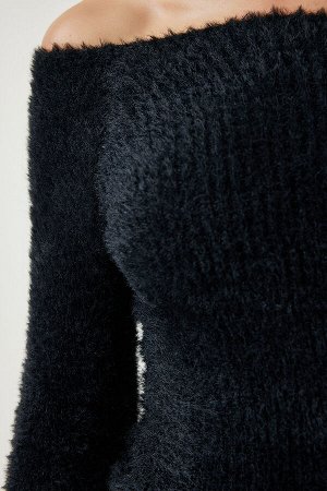 Женский черный трикотажный свитер с вырезом лодочкой и бородой NF00070