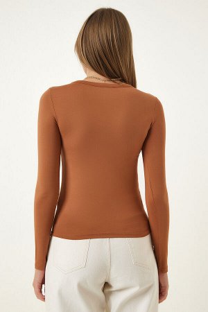 Женская светло-коричневая базовая трикотажная блузка с круглым вырезом из вискозы RX00048