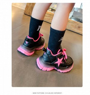 Кроссовки детские на шнурках, черные с серым