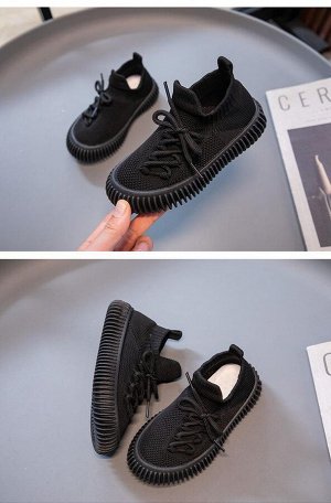 Кроссовки детские на шнурках сетчатые эластичные, черные