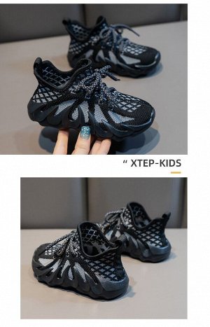 Кроссовки для мальчика на шнурках, черные с серым