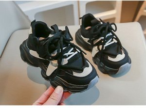 Кроссовки детские на шнурках, черные с белым