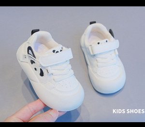 Кроссовки для малышей на шнурках и липучке, белые с пандой