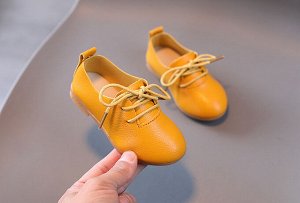 Туфли для девочки на шнурках, желтые