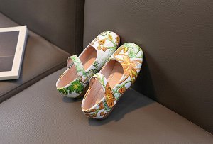 Туфли для девочки с застежкой, с цветочным принтом, белые с желто-зеленым рисунком