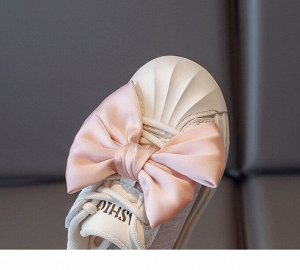 Кроссовки для девочки на шнурках, бело-розовые с съемным розовым бантом