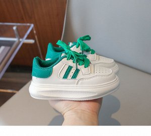 Кроссовки детские на шнурках, белые с зеленым декором