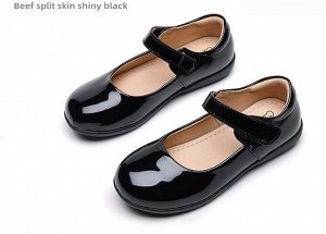 Туфли для девочки из лаковой эко-кожи школьные с застежкой, черные