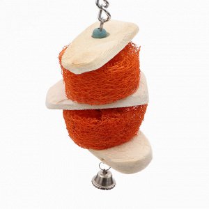 Игрушка с панцирем каракатицы, люфой и колокольчиком, 20 х 5 см, оранжевая