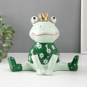 Фигурка керамика «Лягушонок в футболке с ромашками, в короне», 24.3x13.2x21.8 см