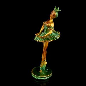 Сувенир полистоун "Балерина в зелёной пачке" 13,2х5,3х5,2 см