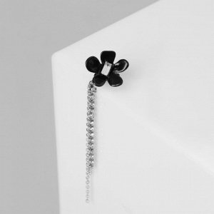 Серьга «Кафф» цветок, ромашка, цвет чёрный в серебре