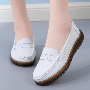 Кожаные женские мокасины