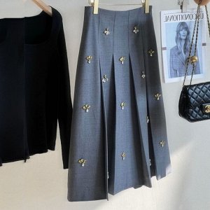Плиссированная юбка в стразах от нишевого дизайнера Юань Даня, серый