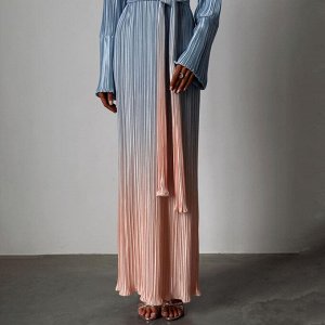 Женское платье плиссированное, принт "градиент", цвет синий/розовый