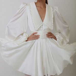 Женское платье с v-образным вырезом, приталенное, цвет белый