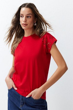 Красная обычная/обычная трикотажная футболка с вышитым рукавом реглан с вышивкой