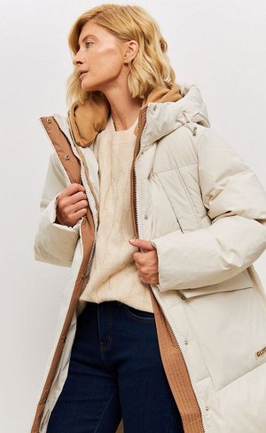 Куртка зимняя женская с капюшоном SCW-KW569-C молочная