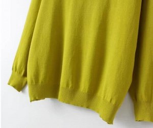 Пуловер из тонкого трикотажа с круглым вырезом и декор. воланом, зеленый