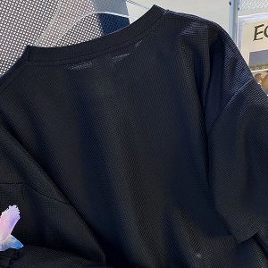 Летний вафельный костюм-двойка (футболка +шорты) свободного кроя, с ярким принтом, черный