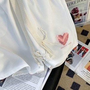 Летний вафельный костюм-двойка (футболка +шорты) с принтом, белый