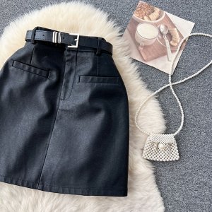 Женская мини юбка из экокожи, цвет коричневый