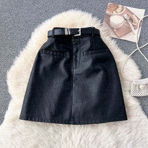 Женская мини юбка из экокожи, цвет черный