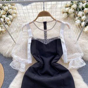 Женское платье с кружевными вставками, цвет белый/черный