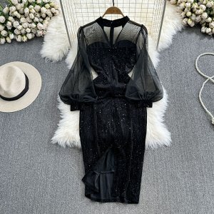 Женское платье с объемными рукавами, цвет черный, с пайетками