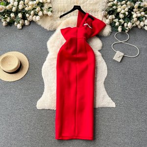 Женское платье с декором &quot;бант&quot;, цвет красный
