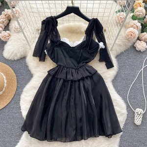 Женское платье с декором &quot;розы&quot;, цвет черный