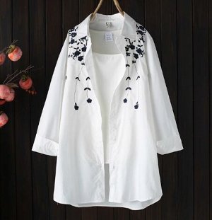 Рубашка удлиненная на пуговицах с контрастной вышивкой, белый